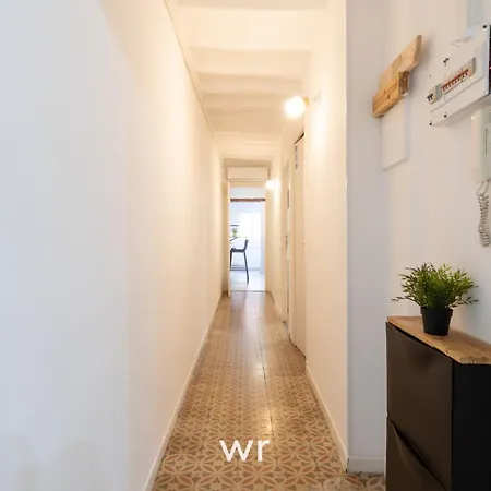 Weroomies - Pons Icar H2 Guest house *